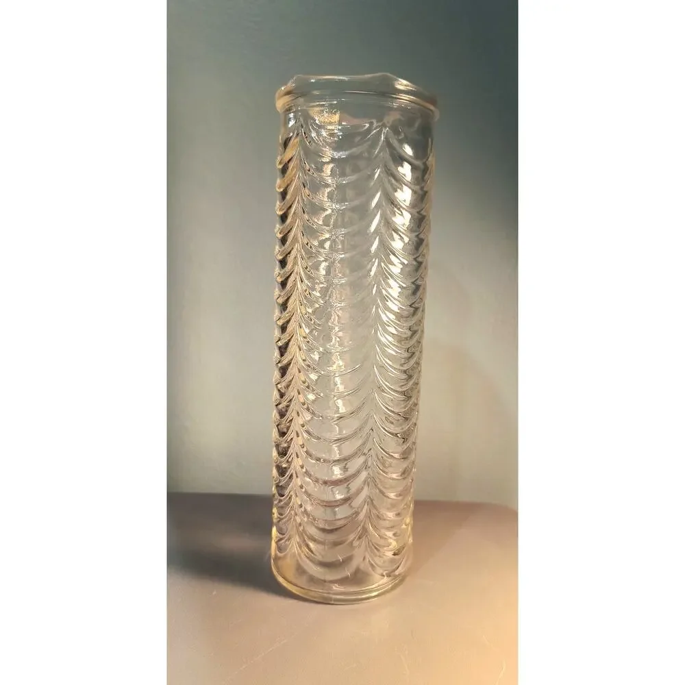 777. Cylindrical Glass Vase Scalloped Rim Swag Curtain Design